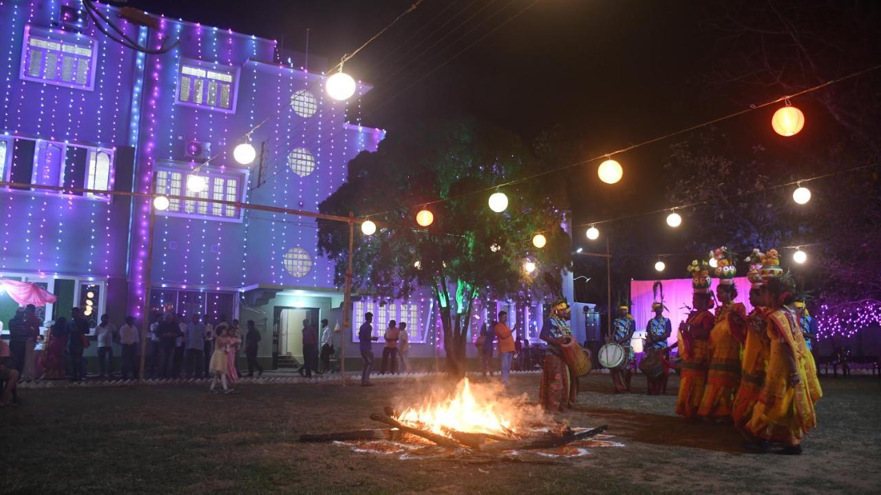 Jhargram Eshani Hotels And Guest House Extérieur photo